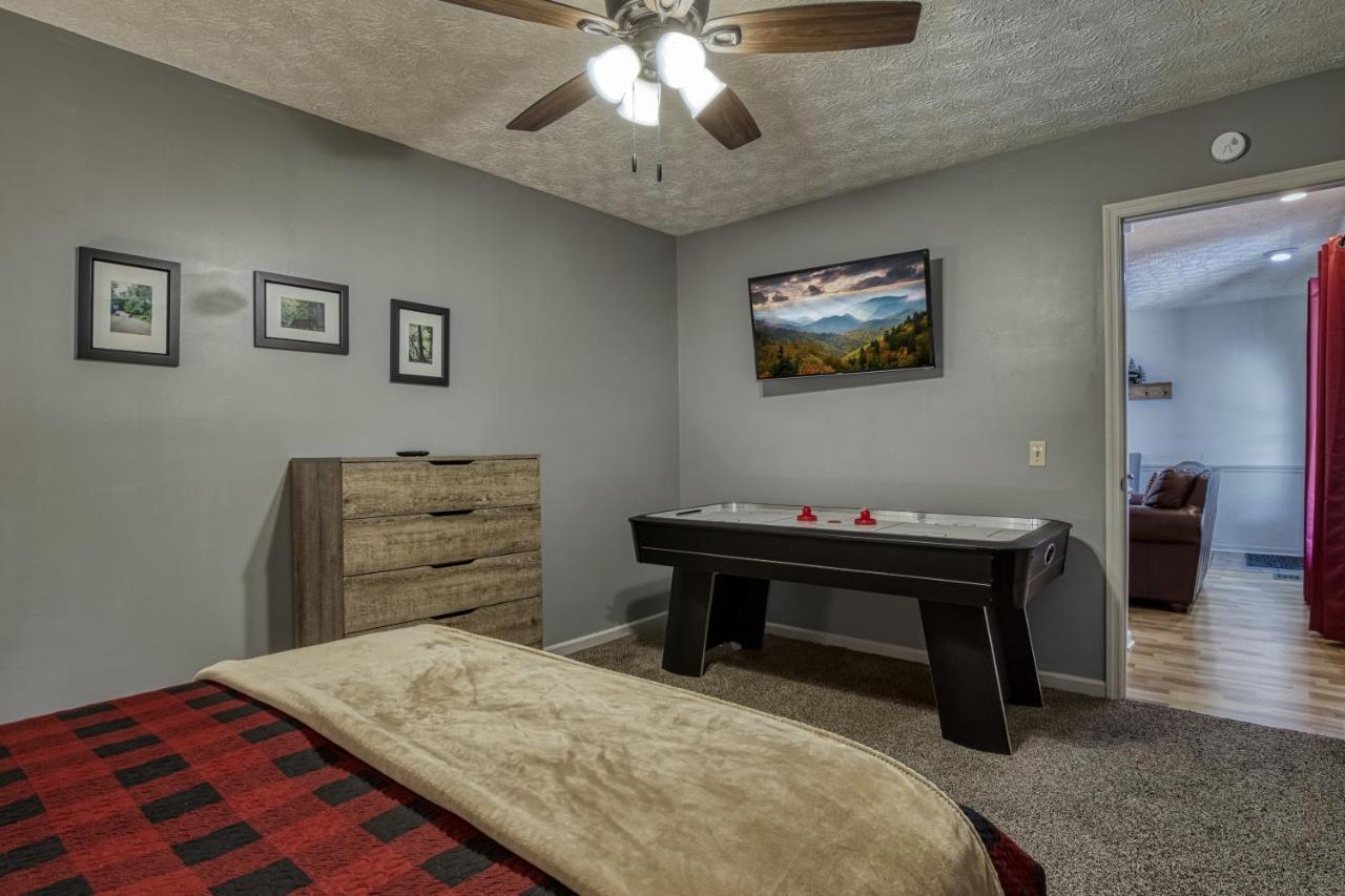 Apple Valley Hideaway, 1089 Of Free Attraction Tickets For Each Paid Day, Dollywood And More! Pigeon Forge Exterior foto